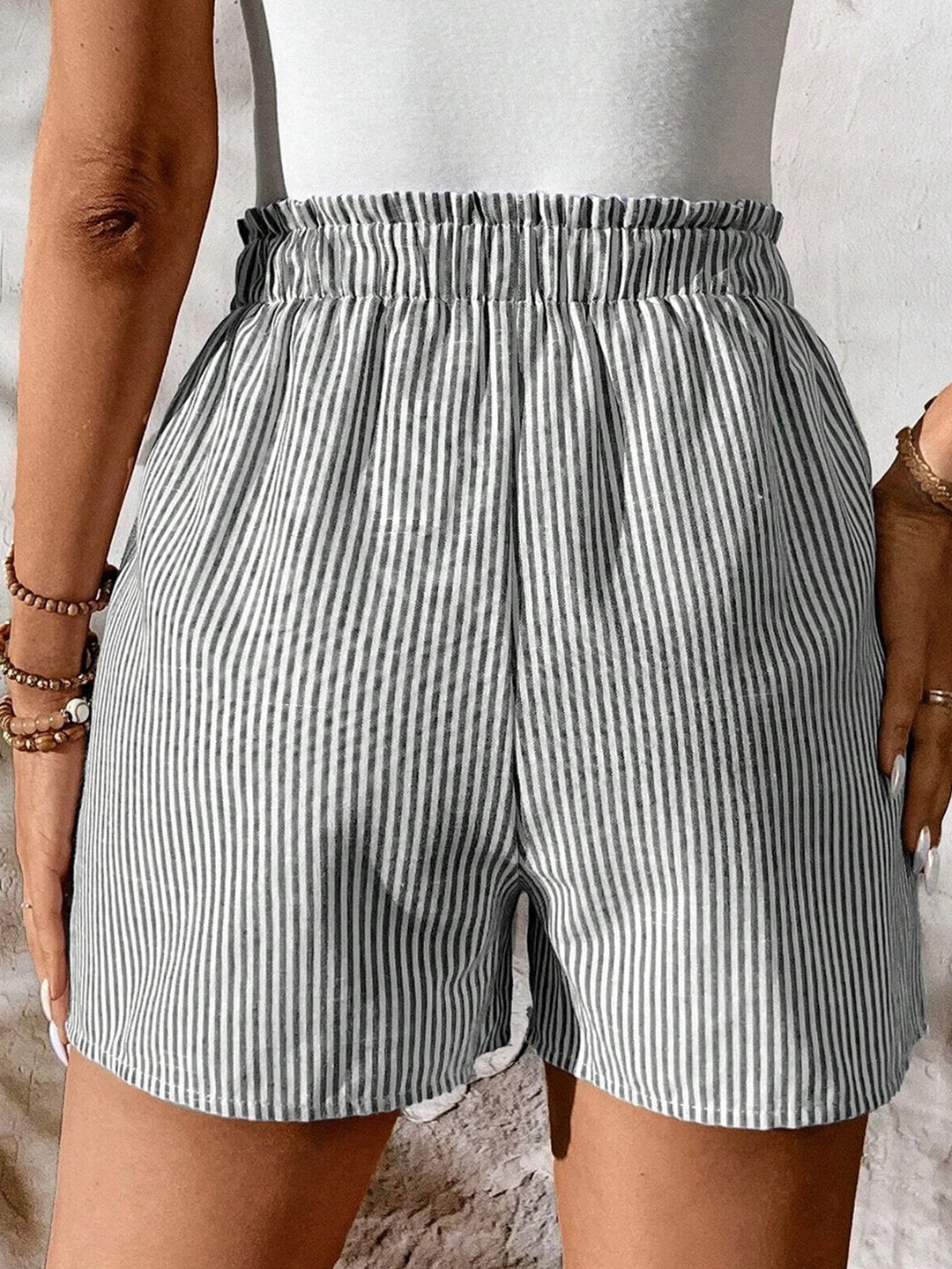 Vertical stripe drawstring shorts with side pockets