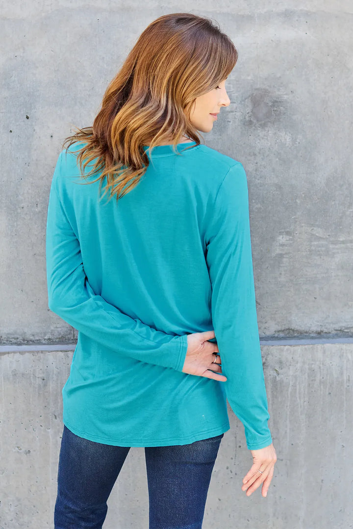 V-neck long sleeve top with chest pocket