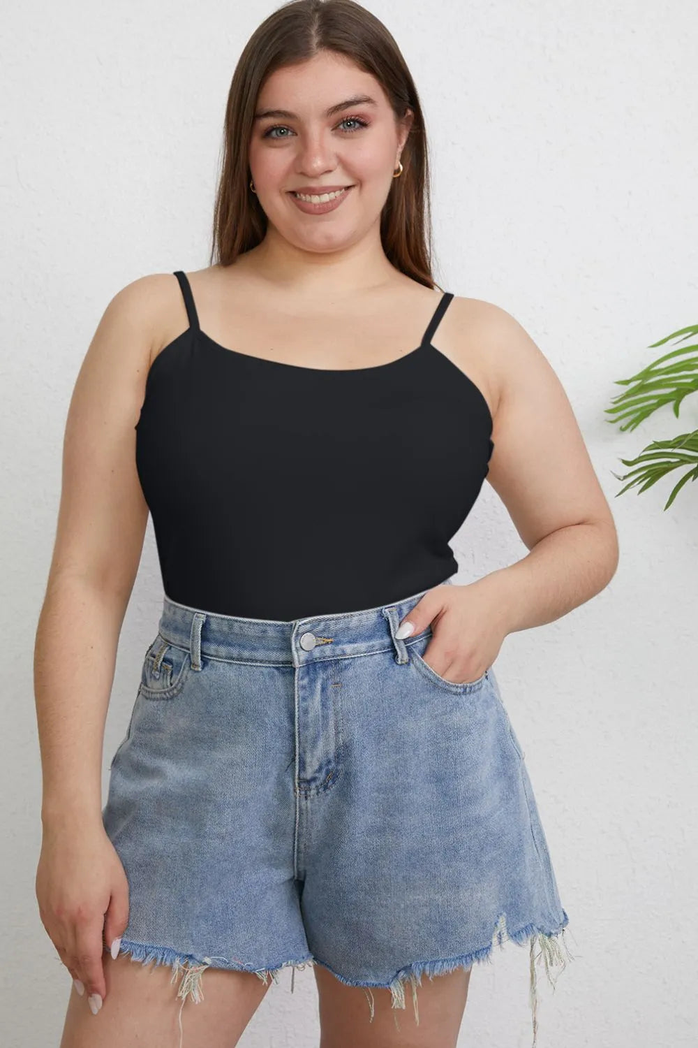 Round neck slim cami tank with spaghetti straps