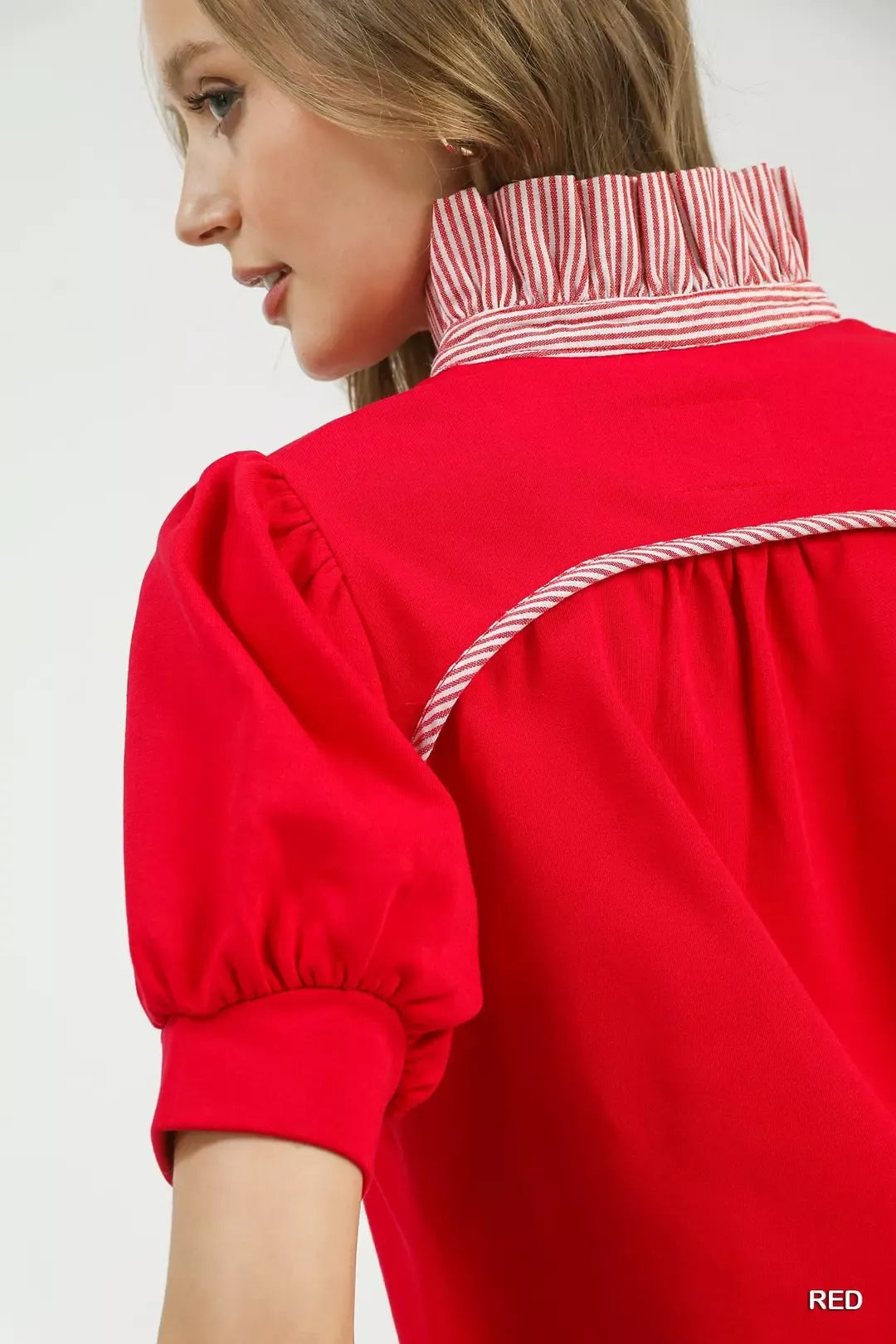 Contrast striped collar puff sleeve popover top