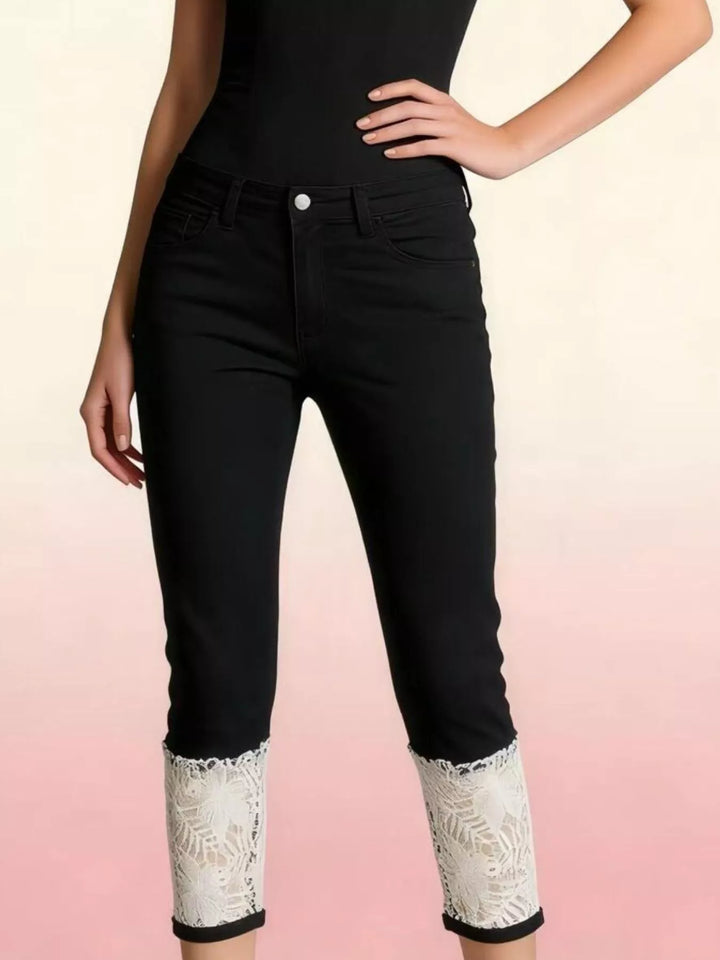 Lace-trim capri jeans with slim mid-rise stretch fit