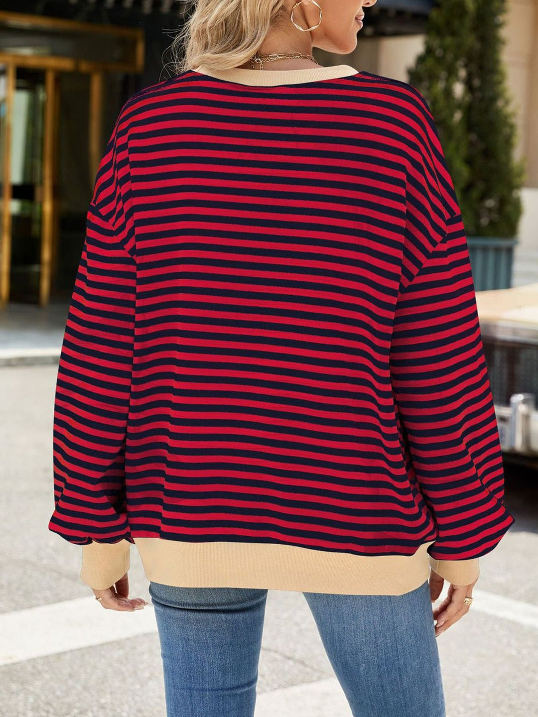 Striped crew neck sweatshirt with contrast ribbed trim
