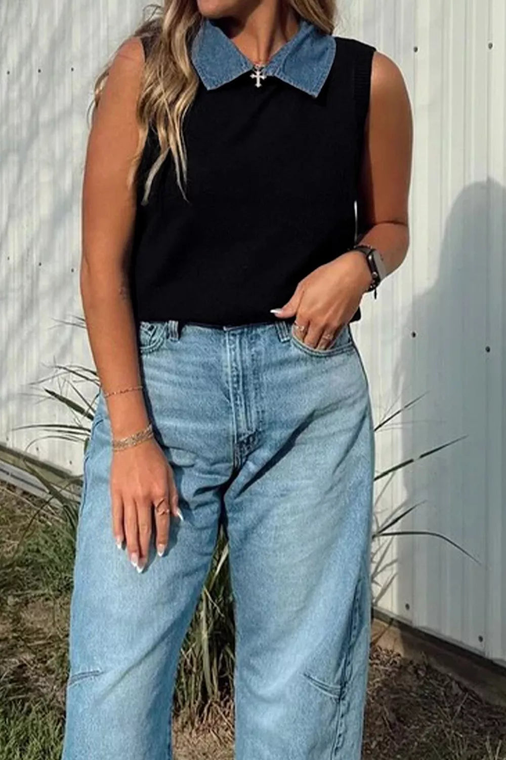 Black Contrast denim collar sleeveless knit sweater vest
