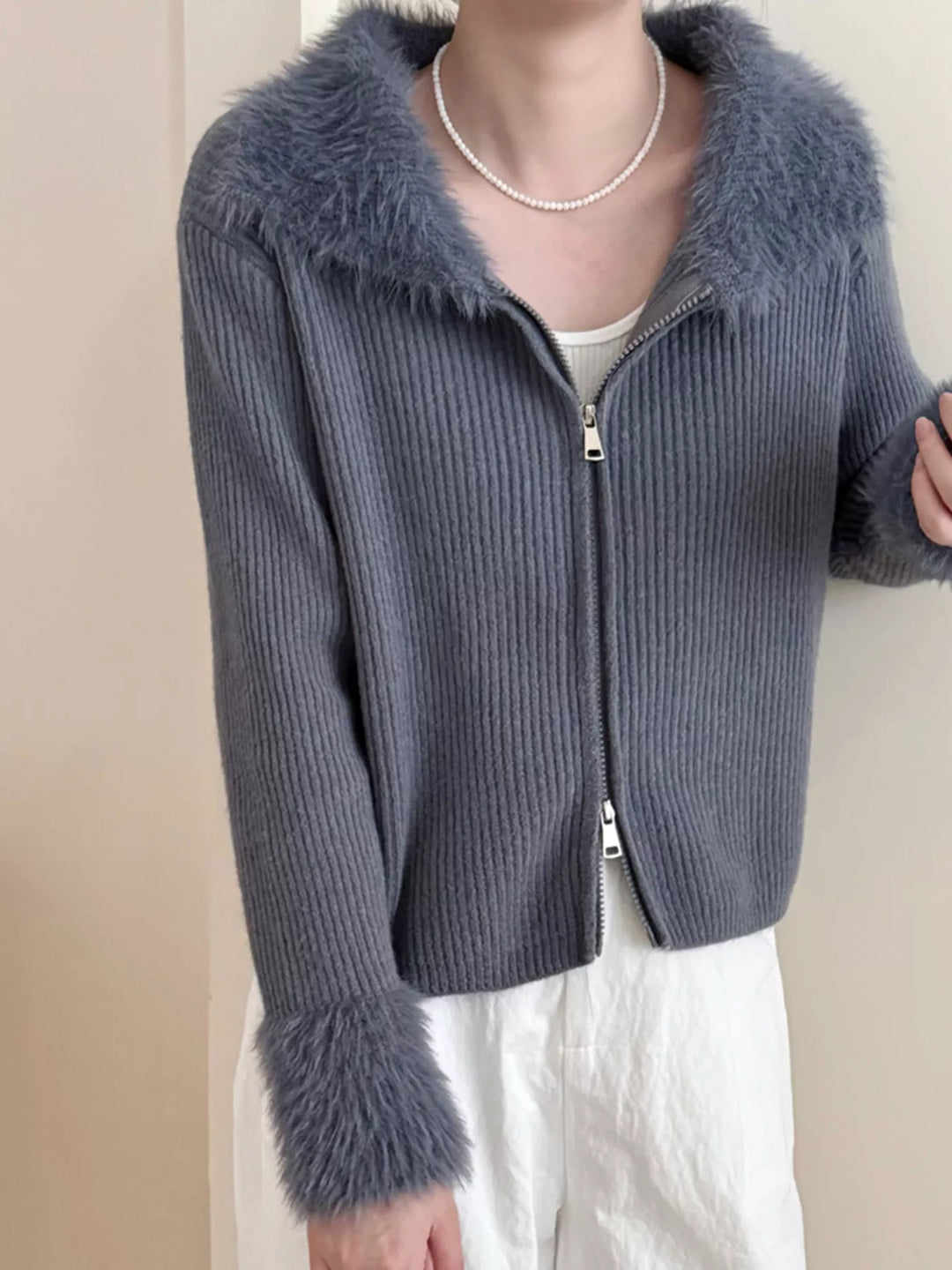 Ribbed knit zip-up cardigan with fluffy faux fur trim