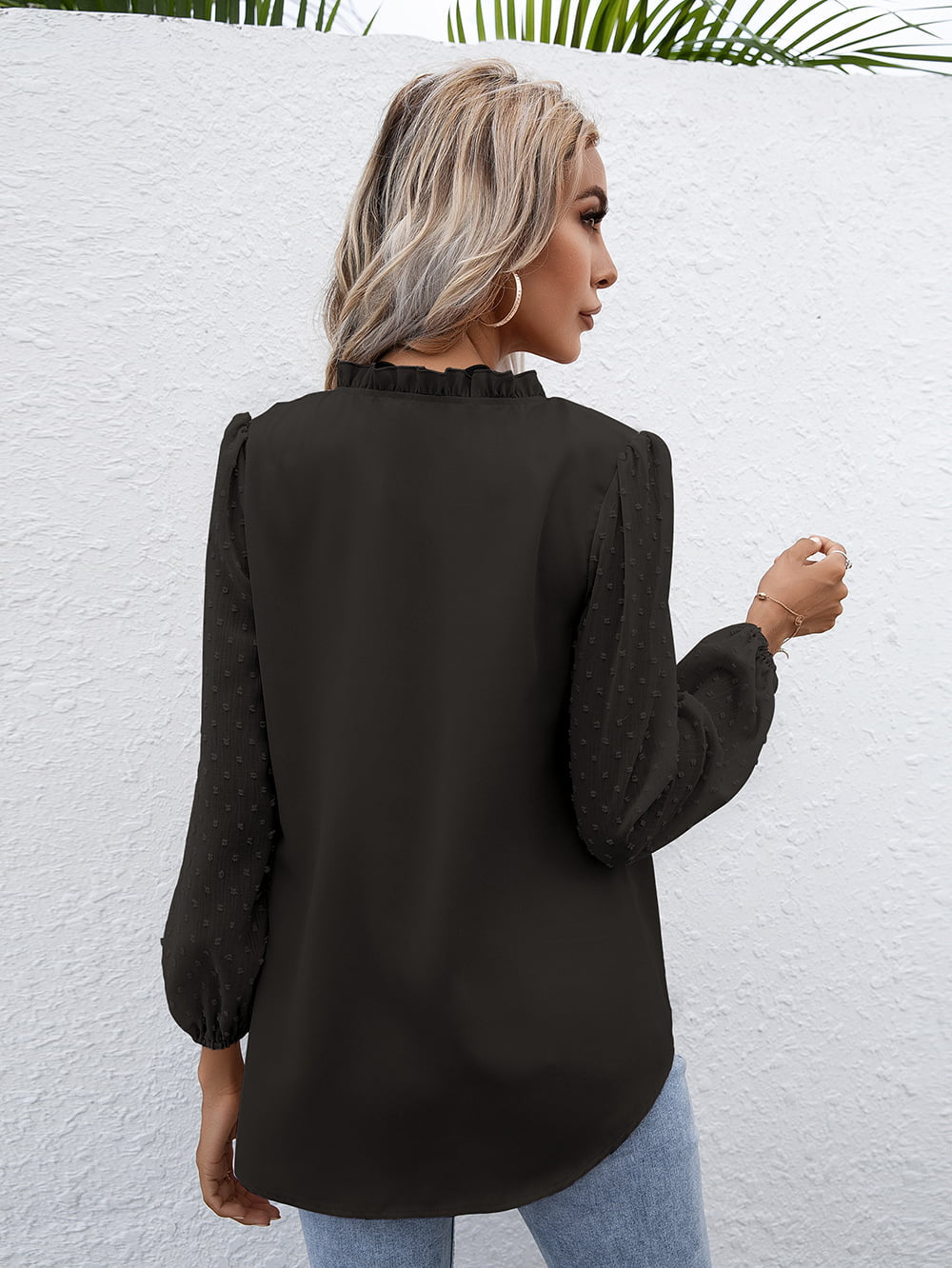 Swiss dot frill V-neck puff sleeve blouse