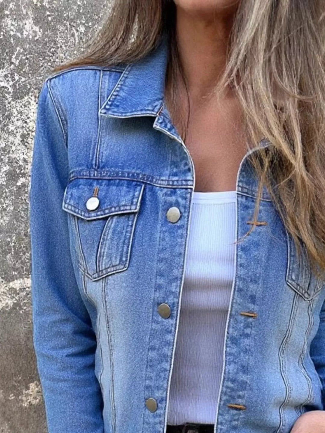 Light Blue Button-front long sleeve denim jacket with chest flap pockets