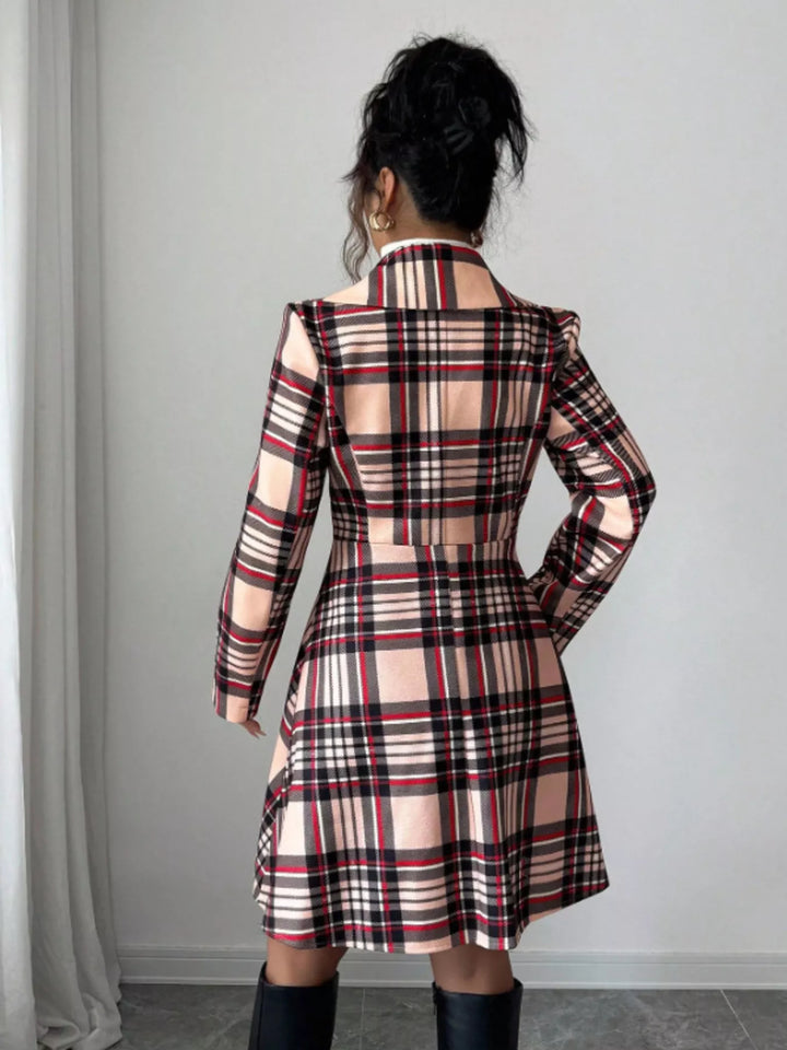 Plaid notch lapel button-front long sleeve coat