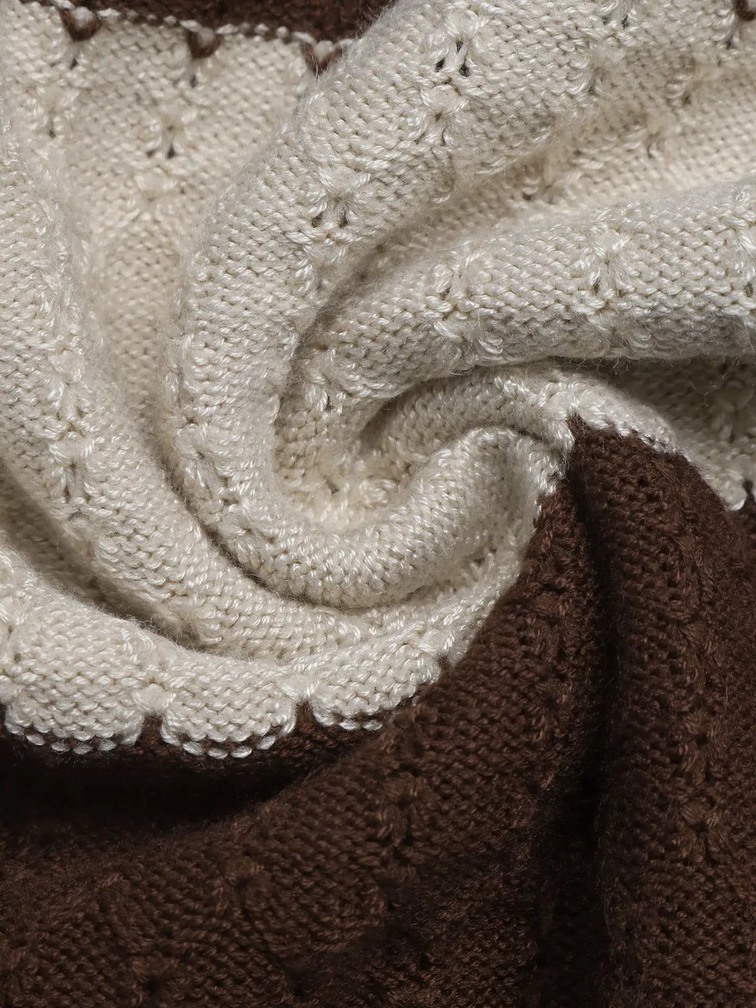 Striped cable knit v-neck pullover with ribbed trim