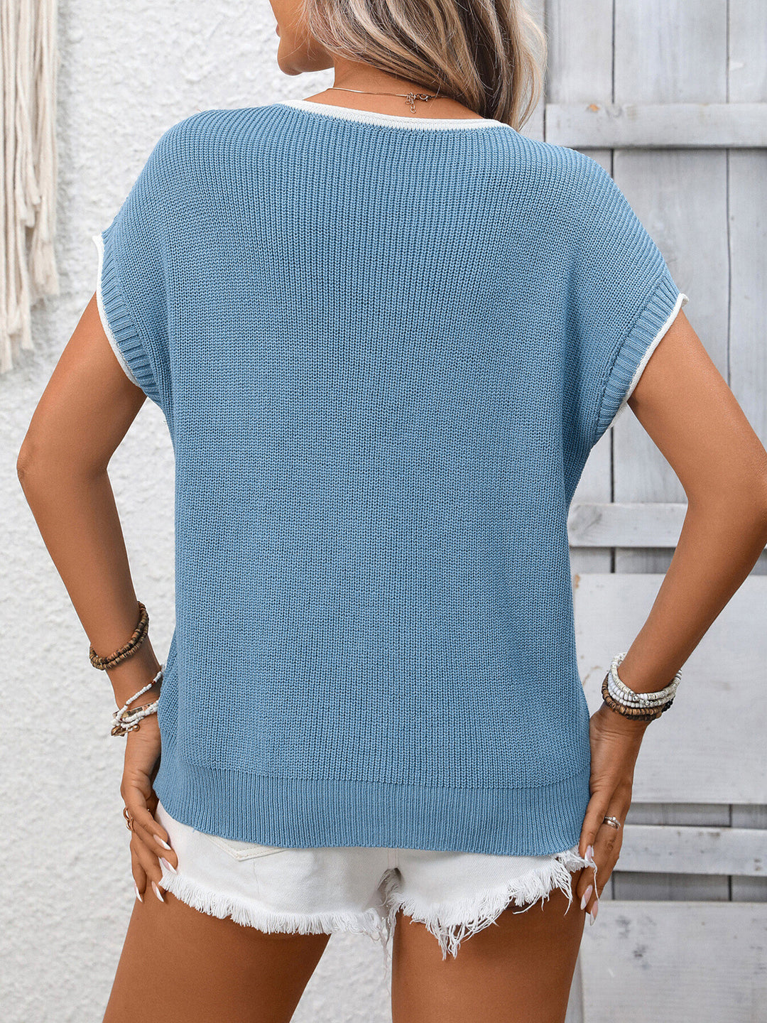 Ribbed contrast trim short sleeve sweater top