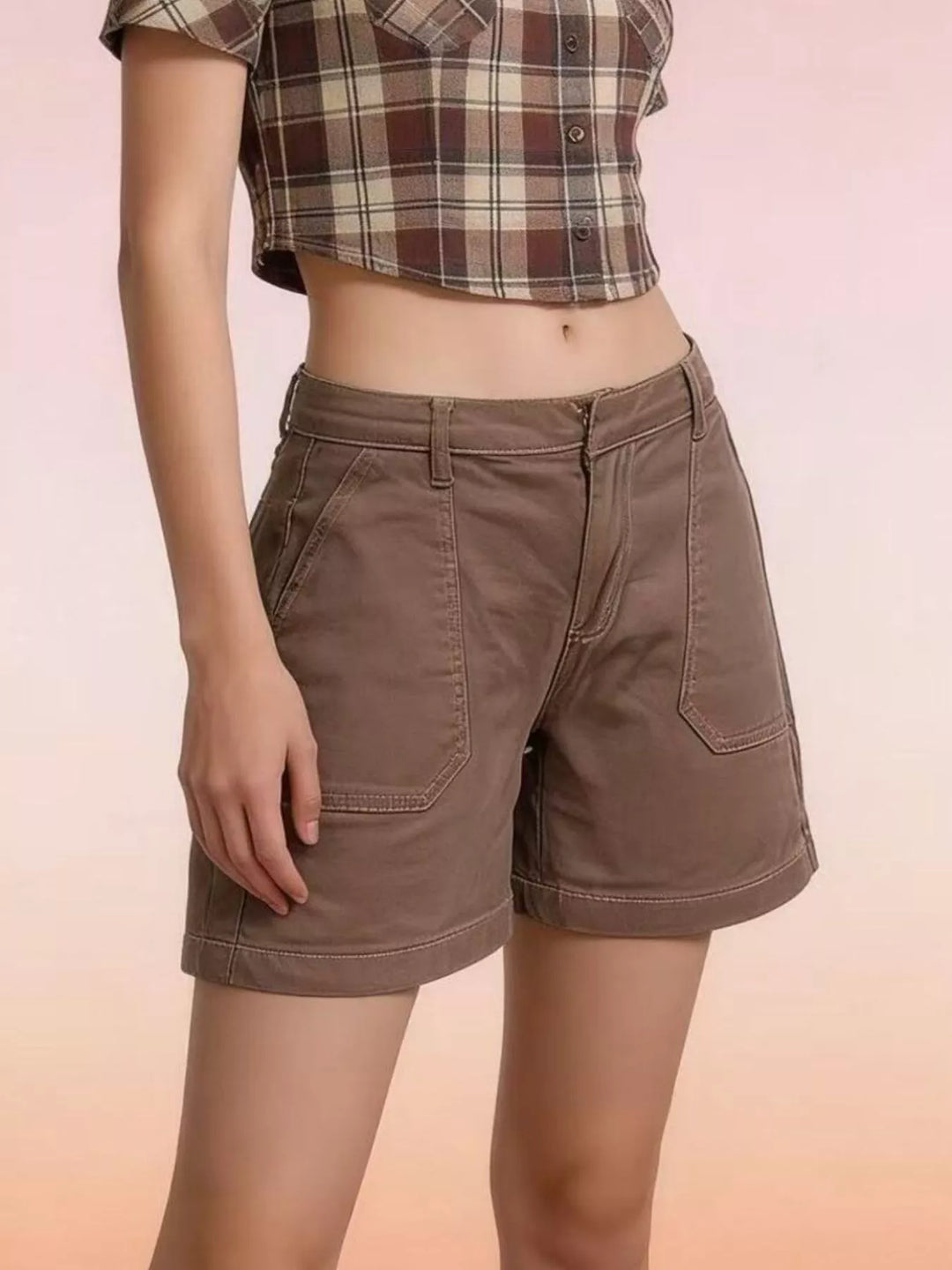 Patch pocket mid-rise denim shorts with cuffed hem