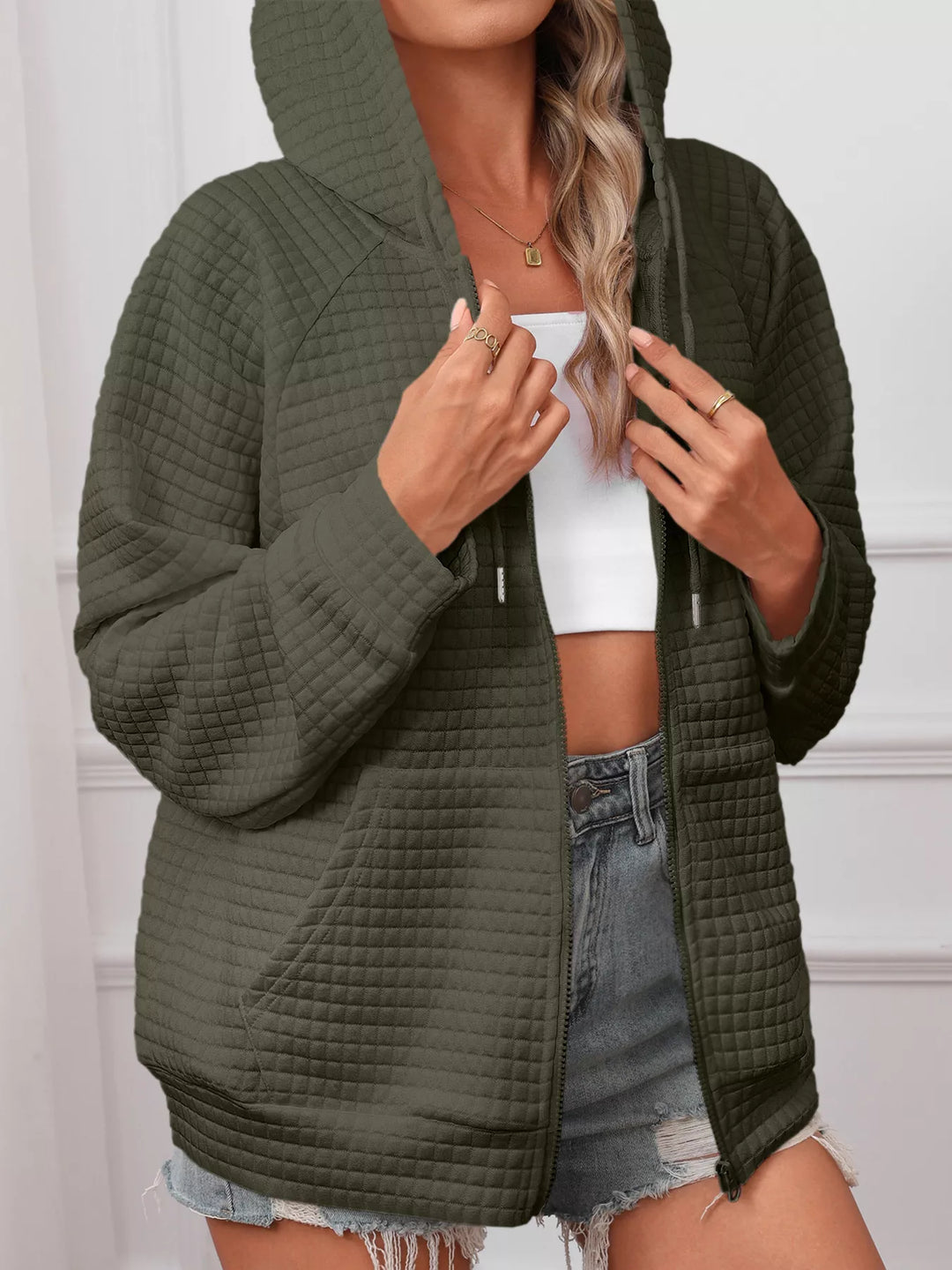 Textured quilted zip-up hooded jacket with pockets