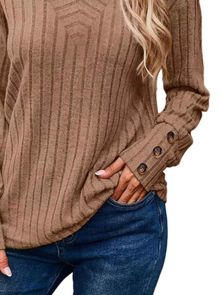 Ribbed knit V-neck top with buttoned cuffs