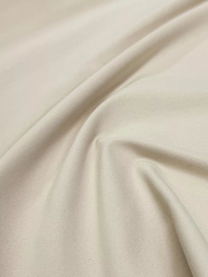 Plus size wide-leg lounge pants with patch pockets