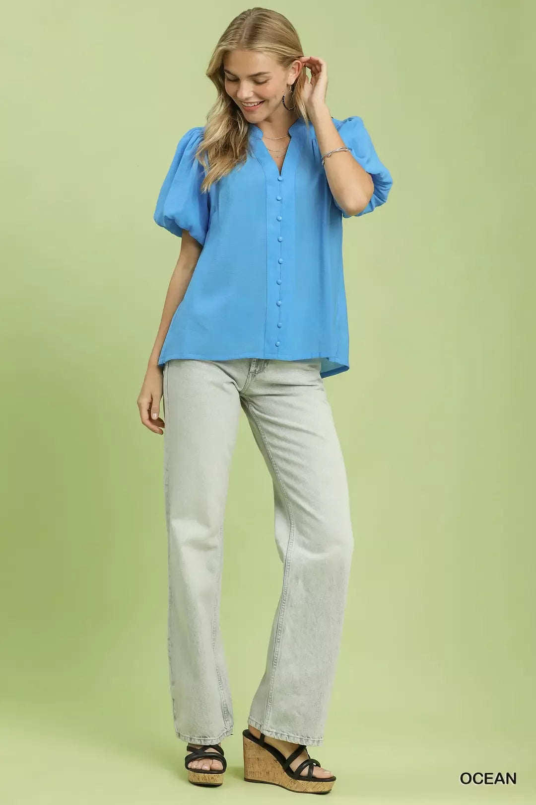 Button-down puff sleeve blouse with band collar