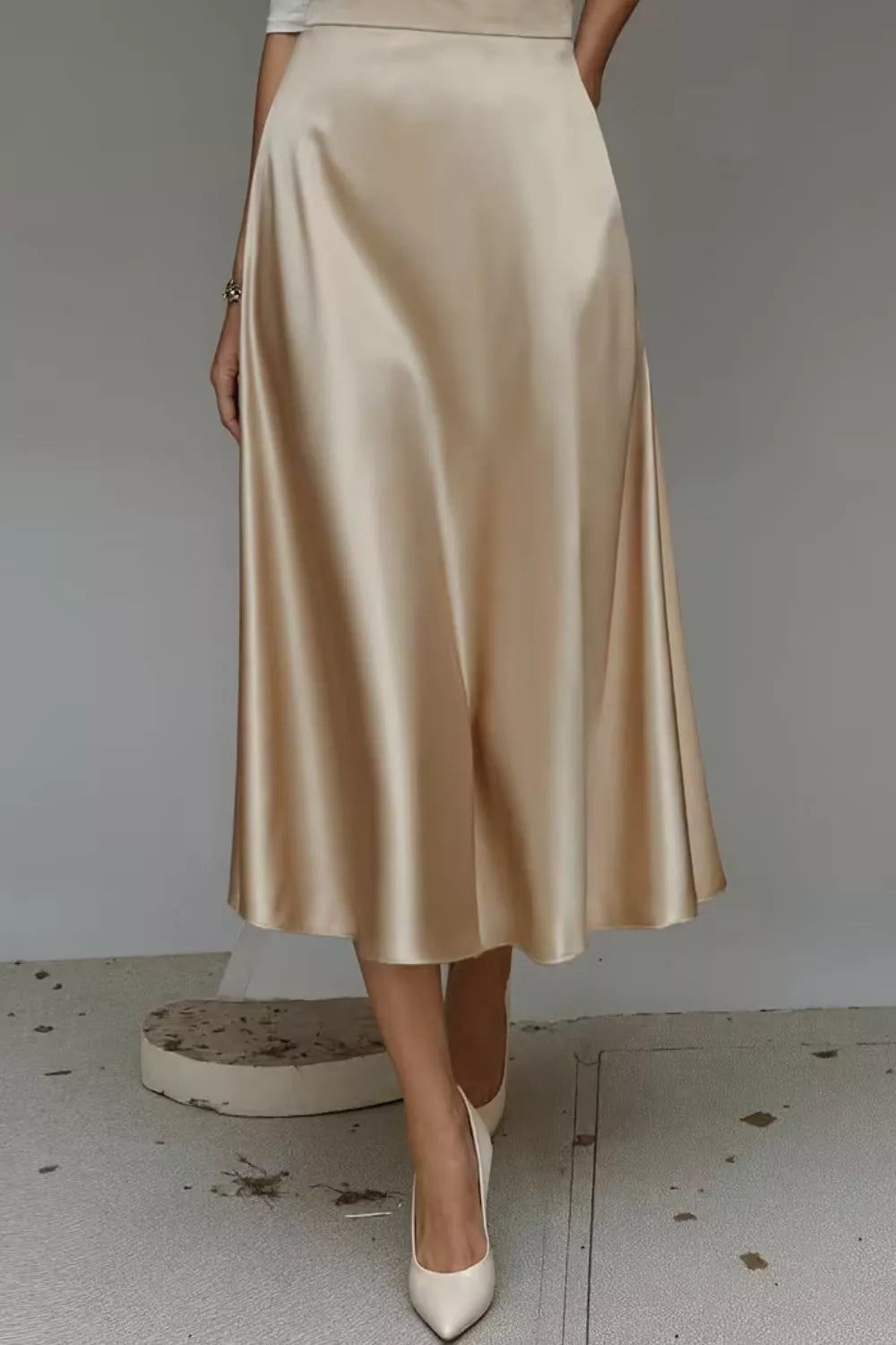 High-waist satin A-line midi skirt with pockets