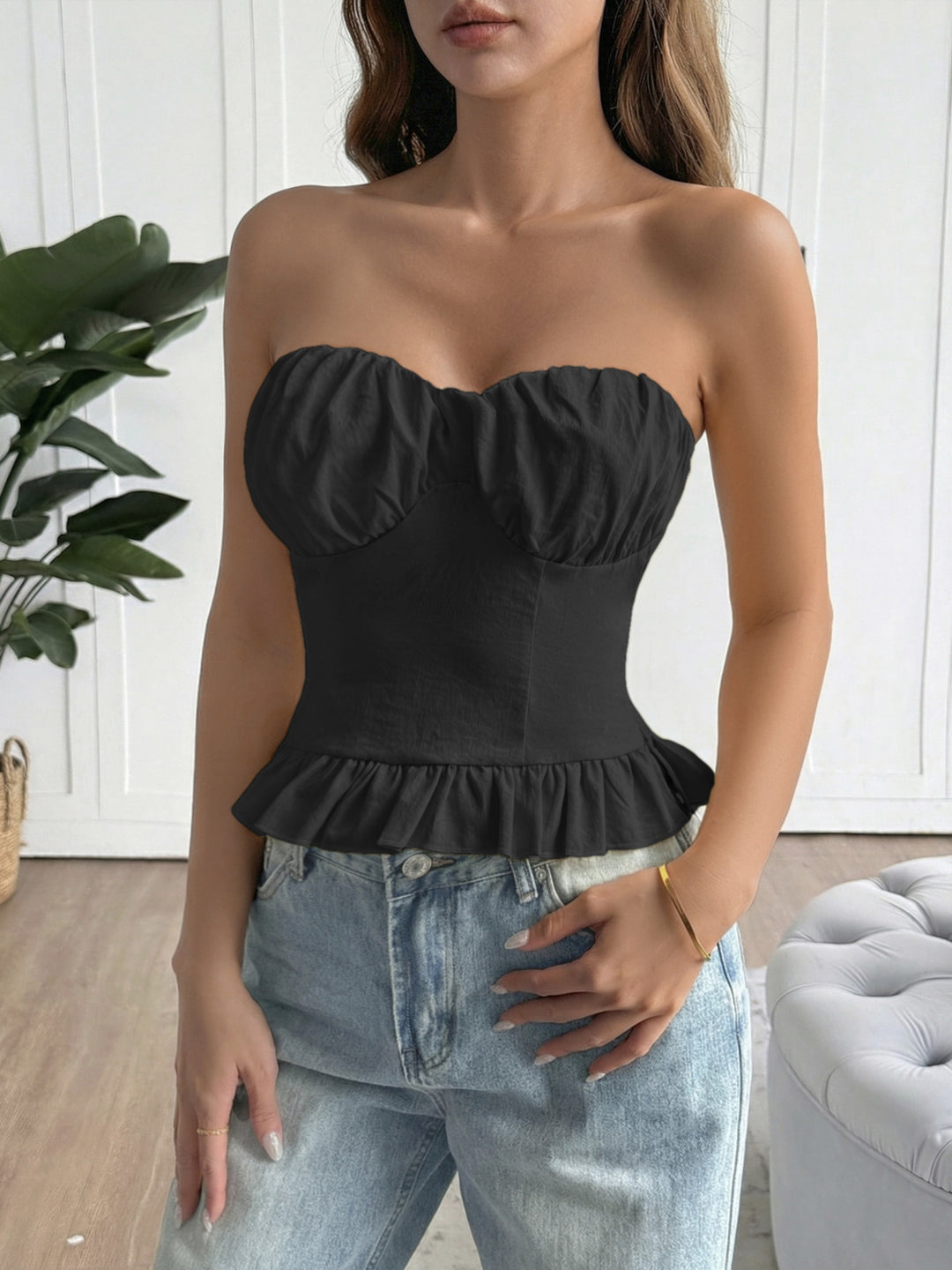 Ruched sweetheart tube top with ruffle peplum hem