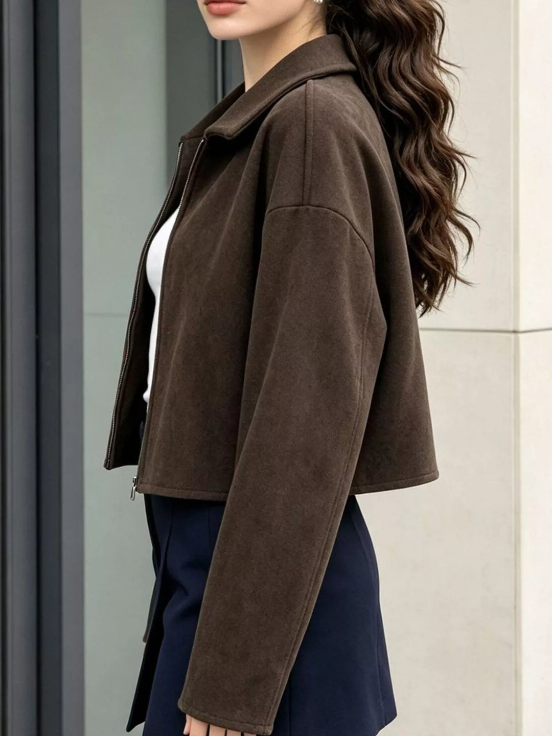 Cropped zip-up jacket with dropped shoulders and collar