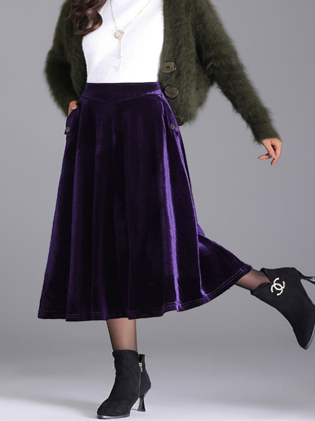 Plus size velvet A-line midi skirt with side pocket