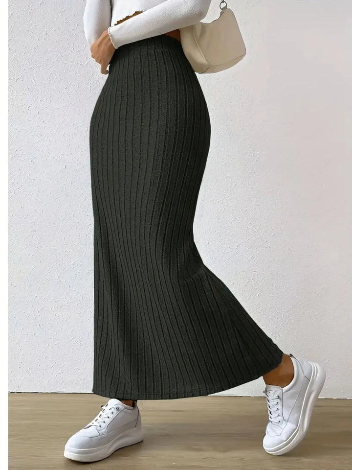 Black Ribbed knit high-waist maxi skirt with front slit
