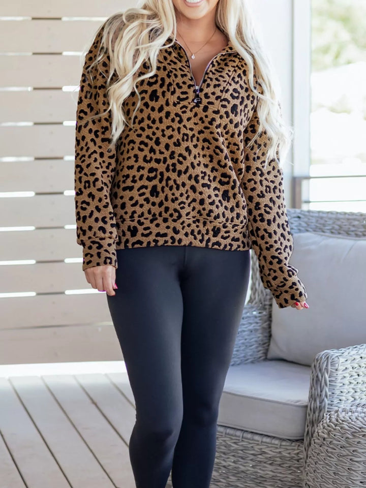 Textured leopard quarter-zip sweatshirt with pocket
