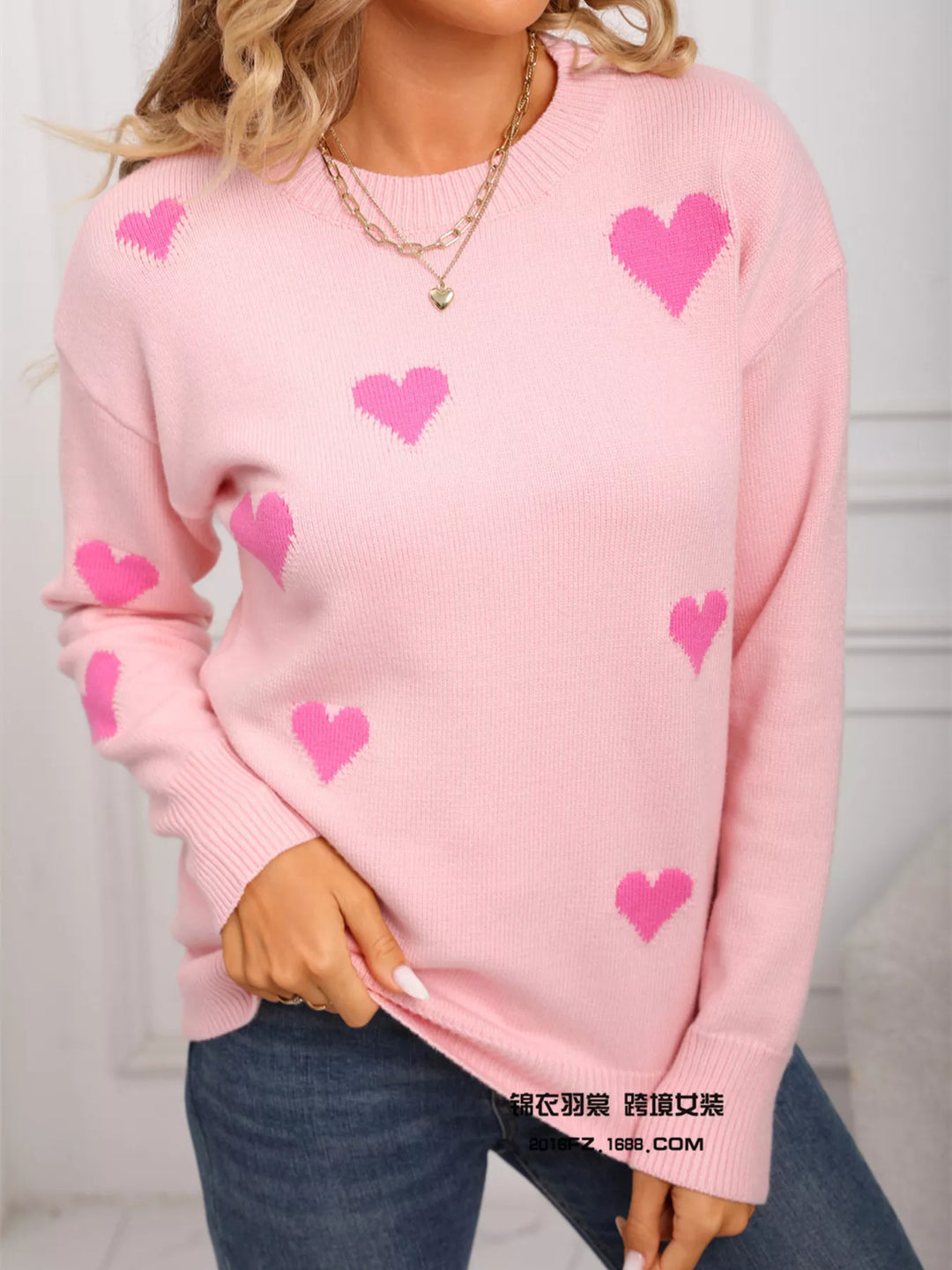 Contrast heart knit crewneck pullover sweater