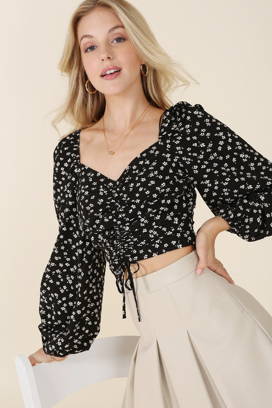 Ruched floral print crop top with puff sleeves - Azoroh