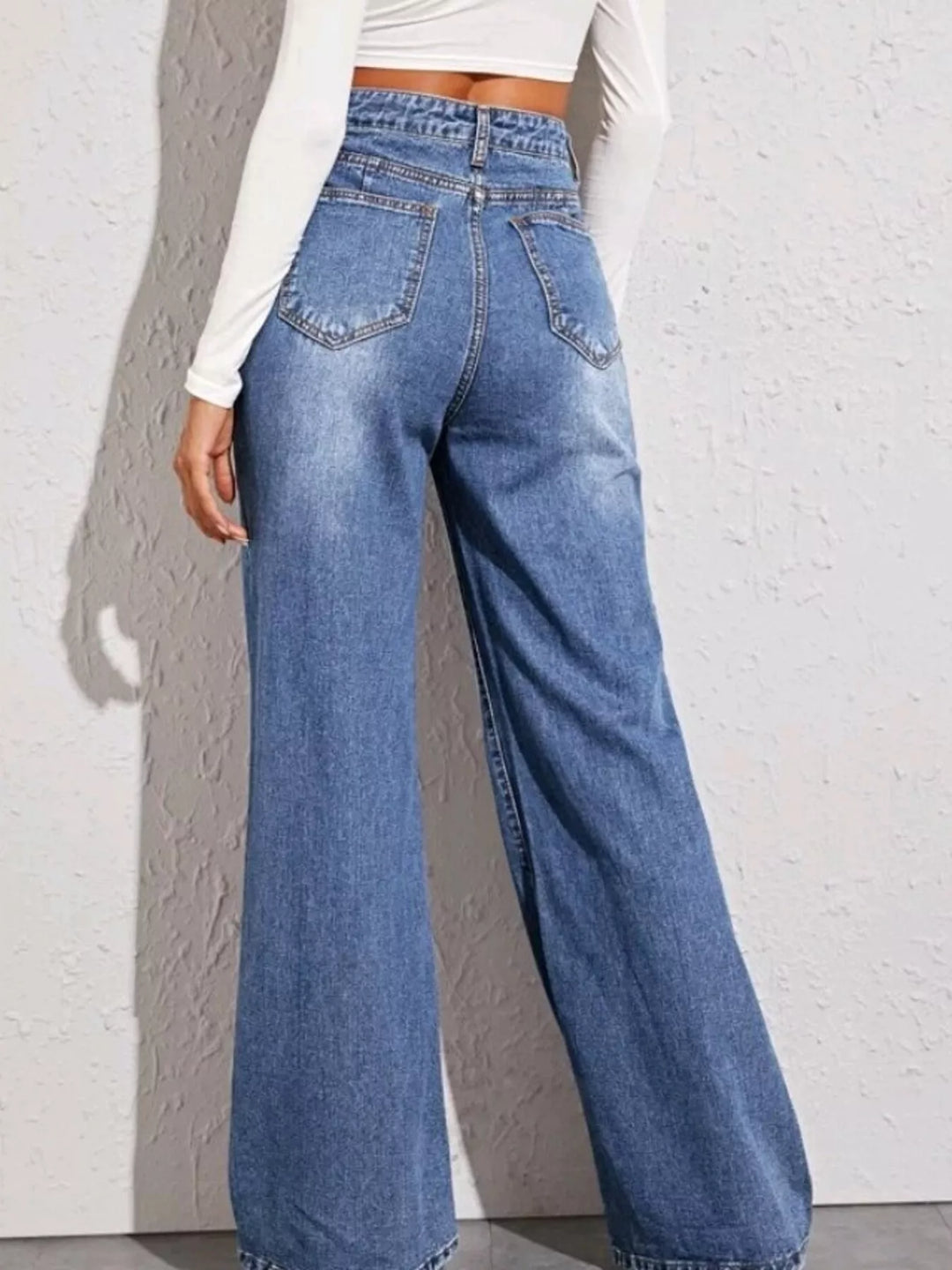 High-rise wide leg jeans with classic five-pocket cut