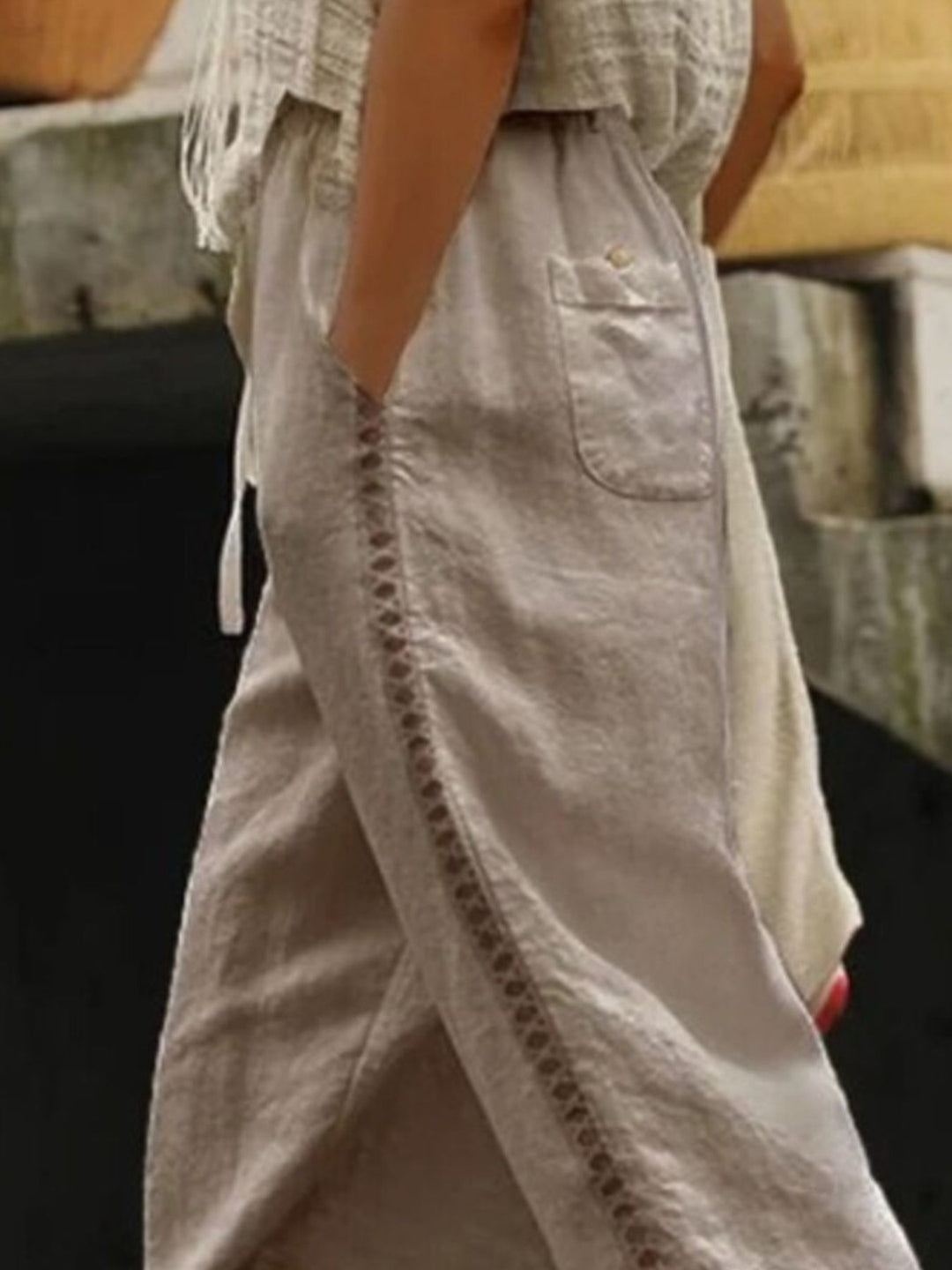 Hollow-out trim cropped pants with drawstring waist