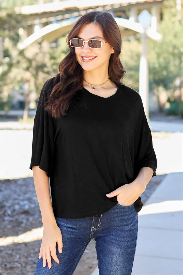 Black Drop-shoulder boxy round neck short sleeve tee