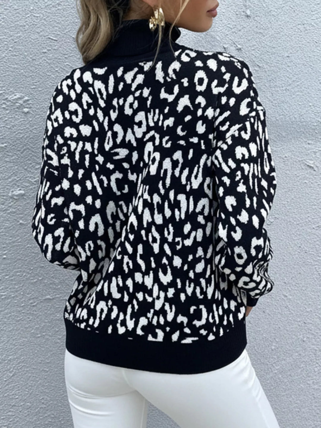 Leopard print high-neck knit pullover sweater