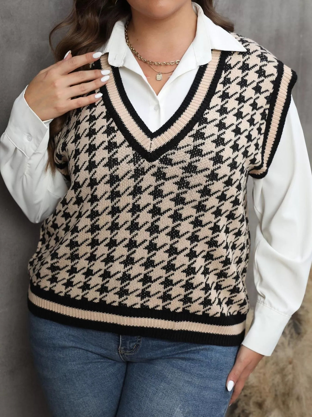 Houndstooth V-neck knit sweater vest with striped rib trim