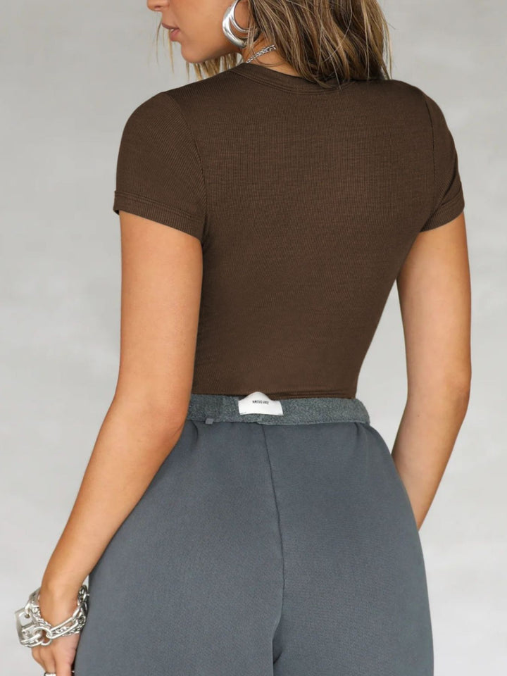Ribbed fitted crew neck short sleeve tee