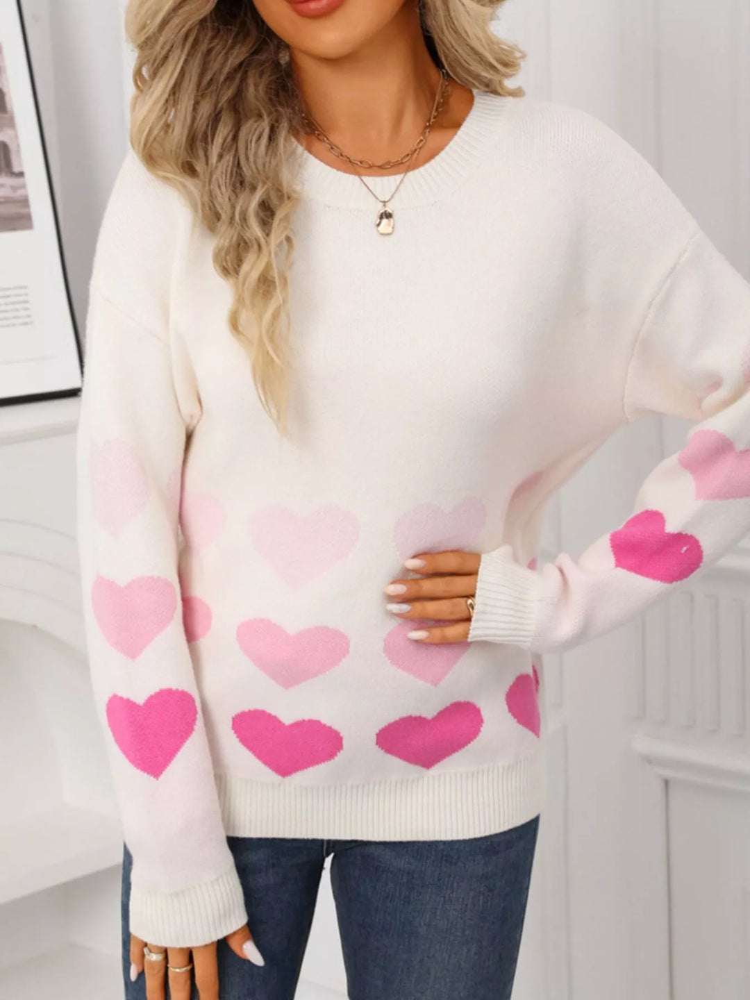 Heart pattern crew neck sweater with ribbed cuffs