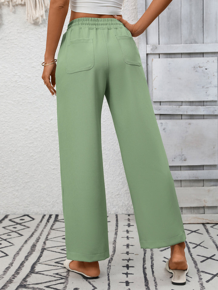 Drawstring wide leg pants with patch pockets