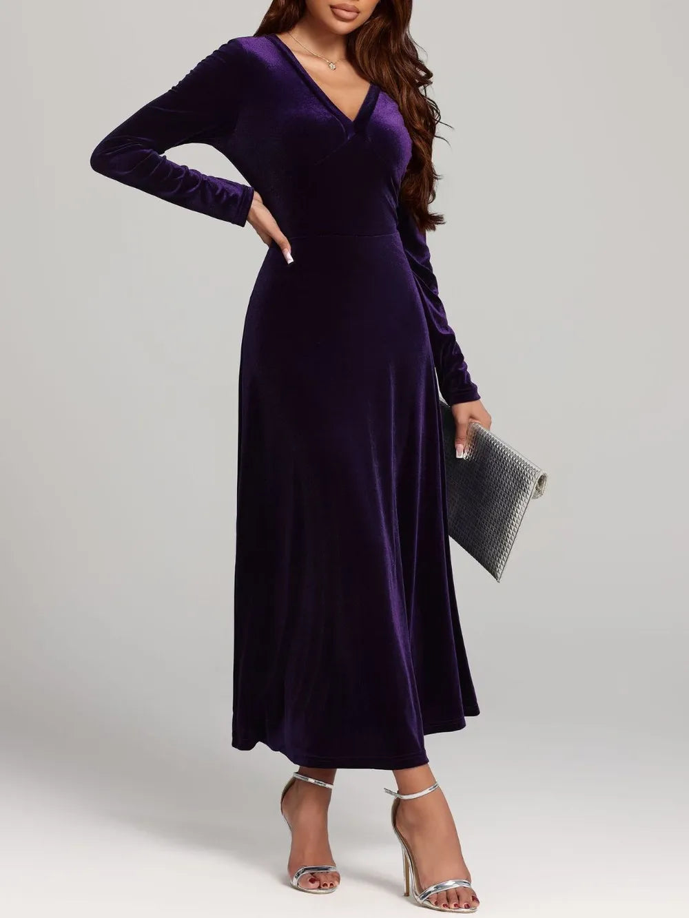 Surplice v-neck long sleeve velvet maxi dress