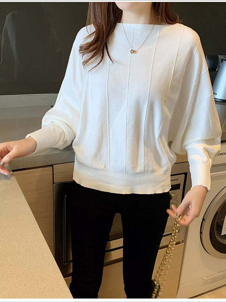 White Boat neck batwing sleeve knit pullover with ribbed hem