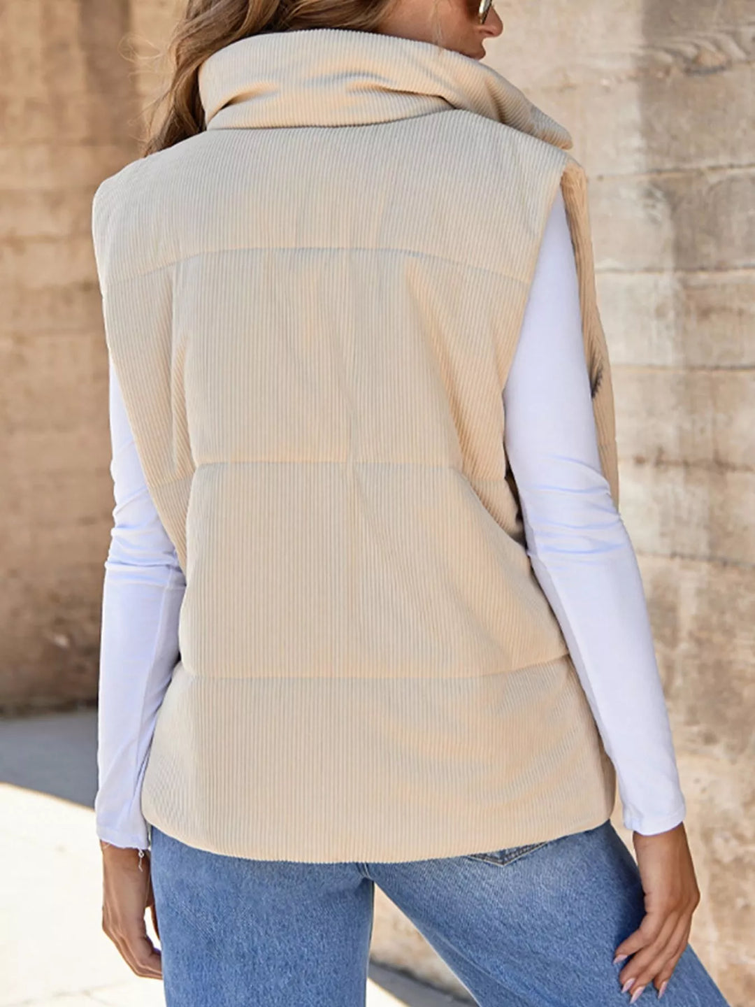 Corduroy stand collar zip-up puffer vest