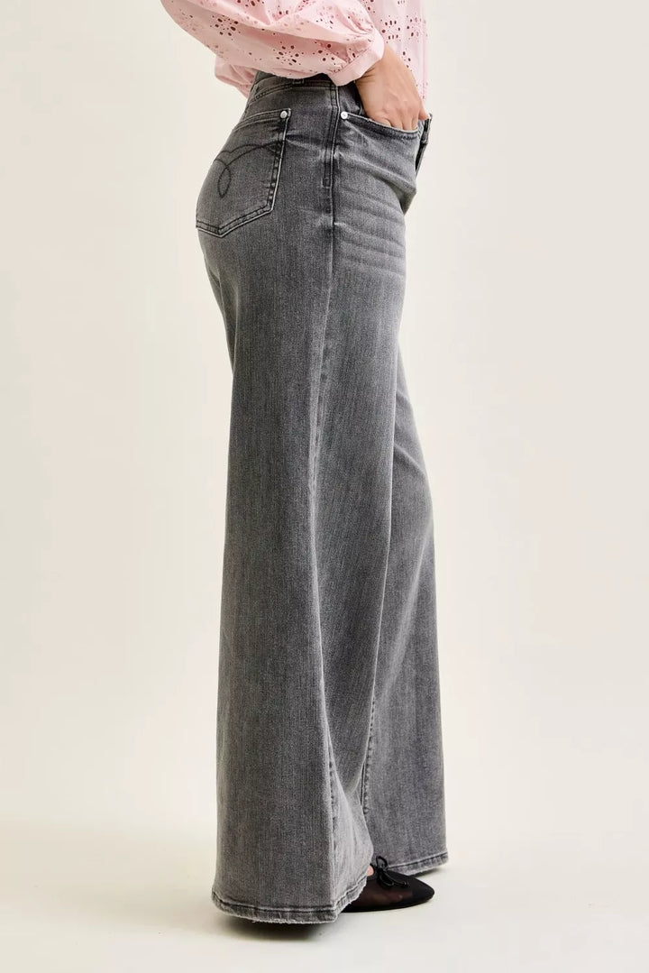 Mid-rise wide-leg palazzo jeans with split back yoke