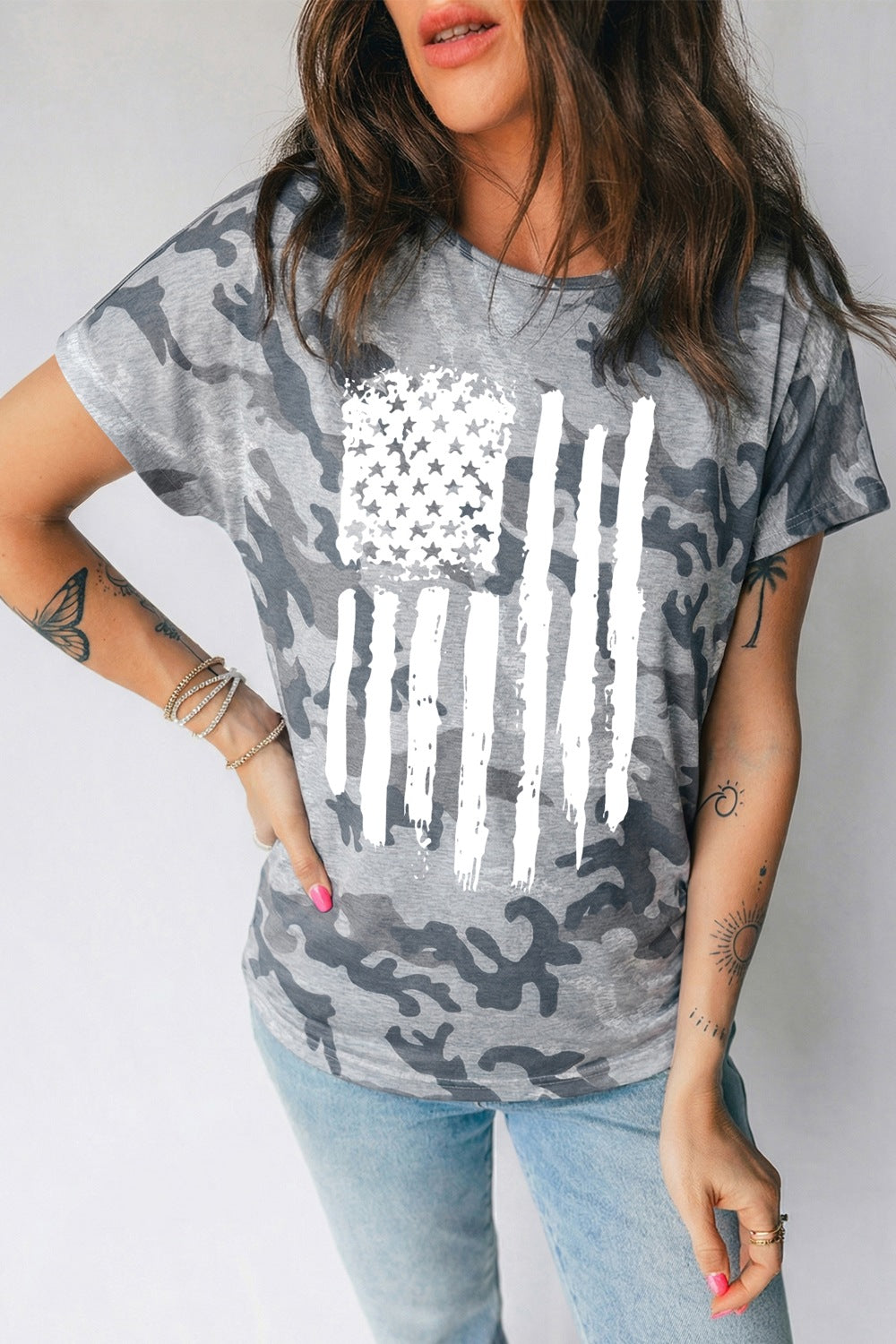 Gray Camo American flag graphic crew neck tee