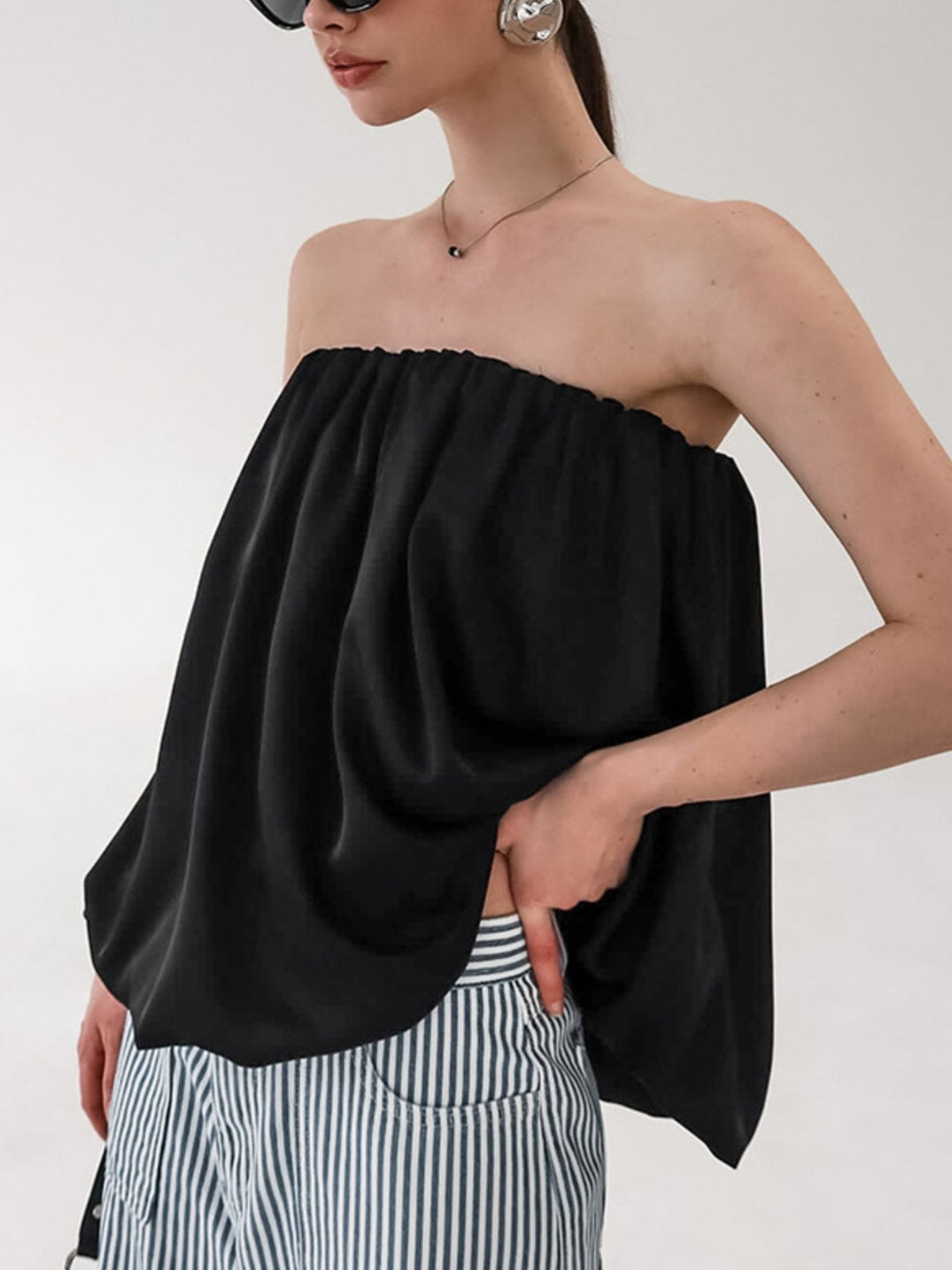 Flowy bubble hem strapless tube top