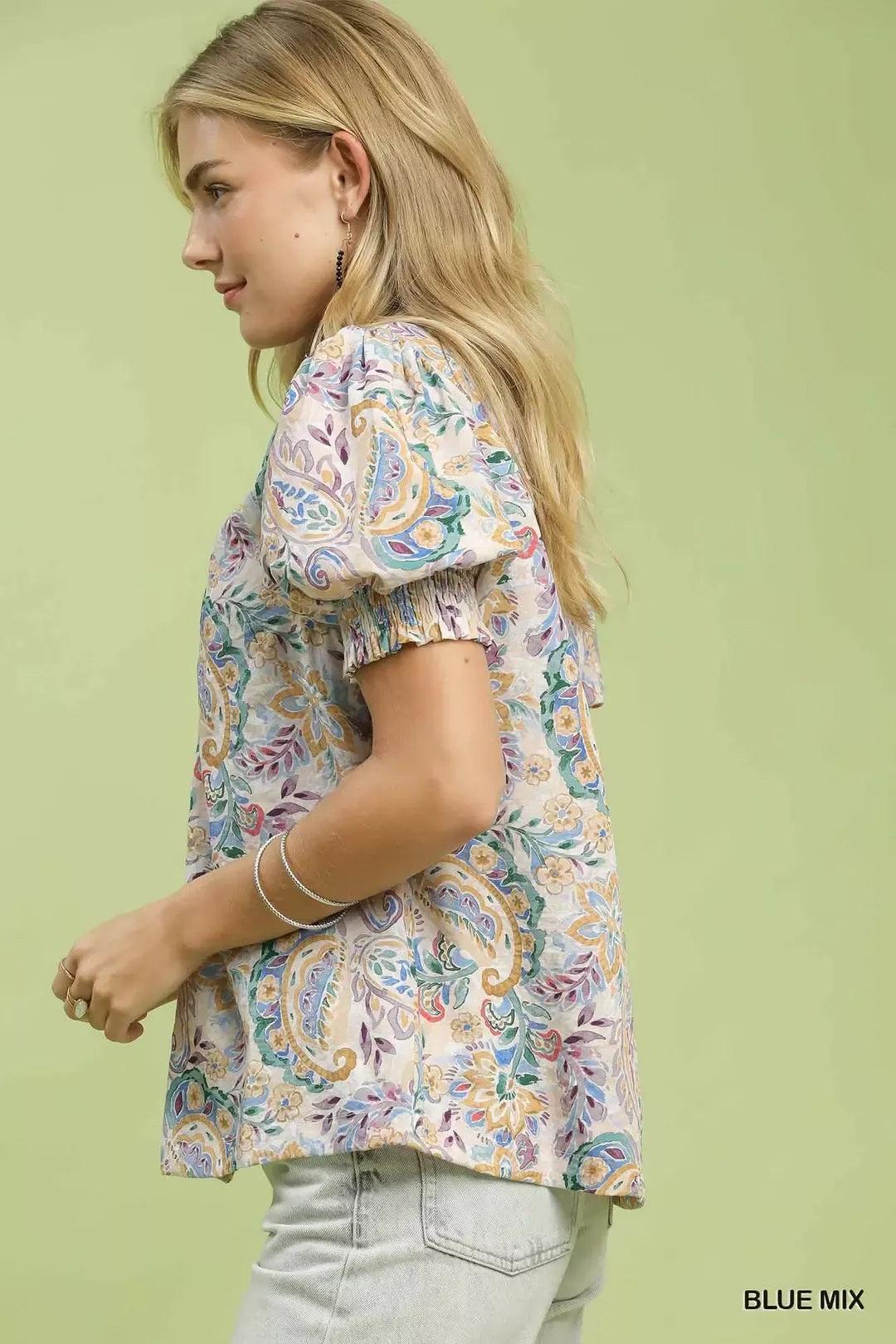 Ruffled V-neck paisley floral puff sleeve top