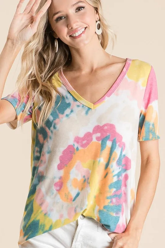 Circular tie-dye print V-neck short sleeve top