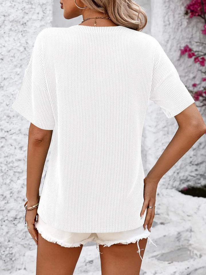 Ribbed V-neck dropped-shoulder tee with chest pocket