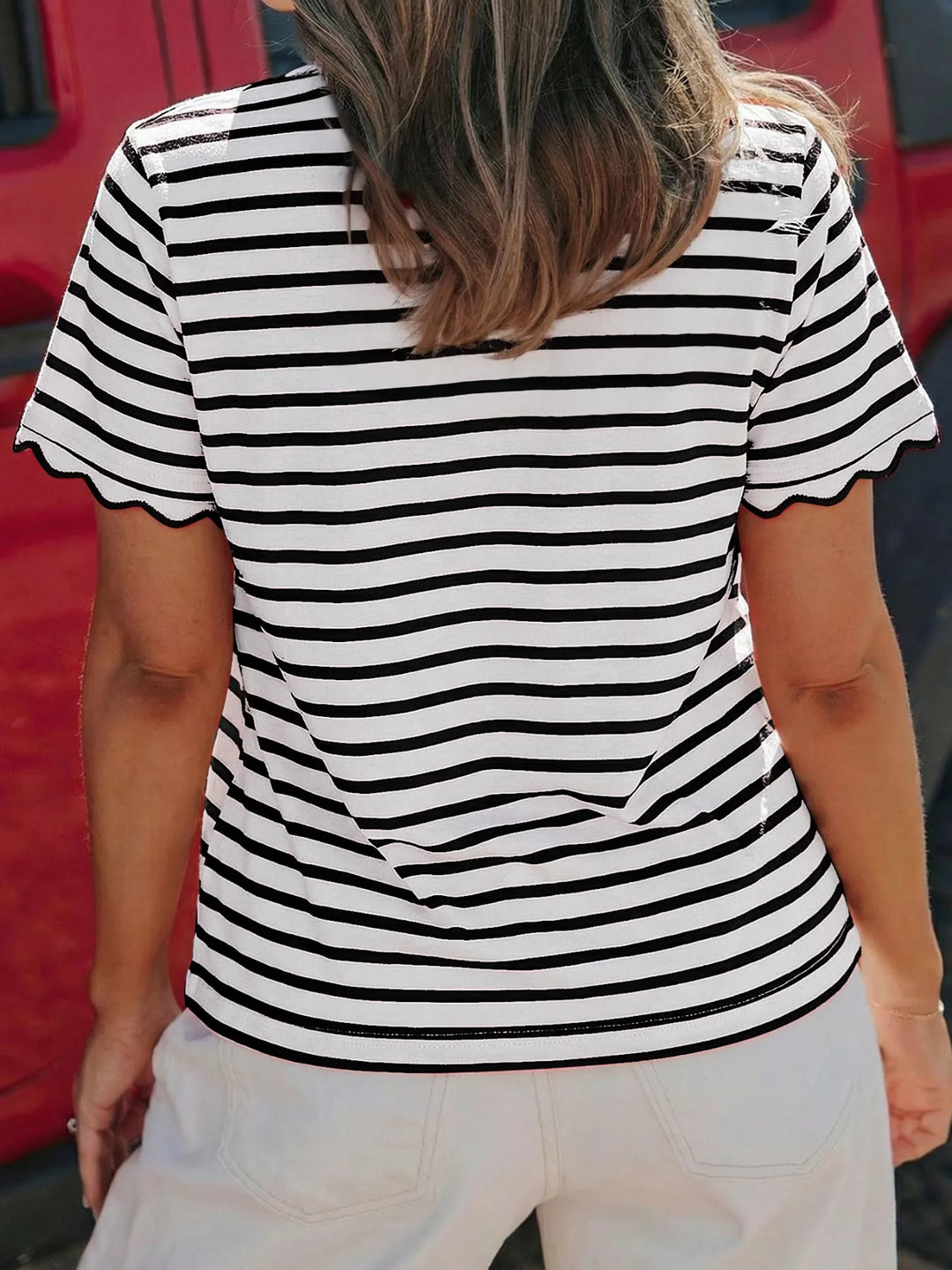 Striped scallop-trim short-sleeve crew neck tee