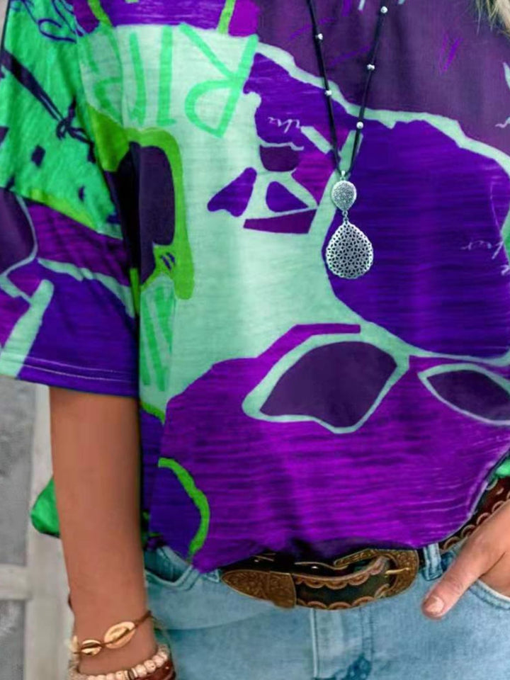 Abstract stripe round-neck short sleeve t-shirt