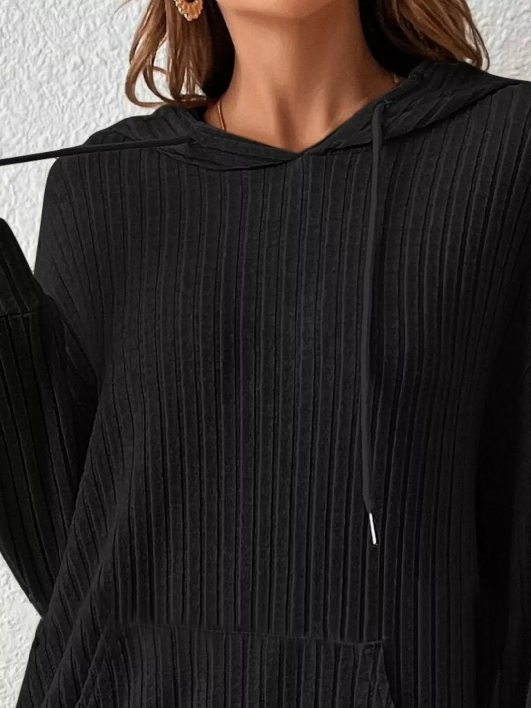 Ribbed knit hoodie with drawstring and kangaroo pocket