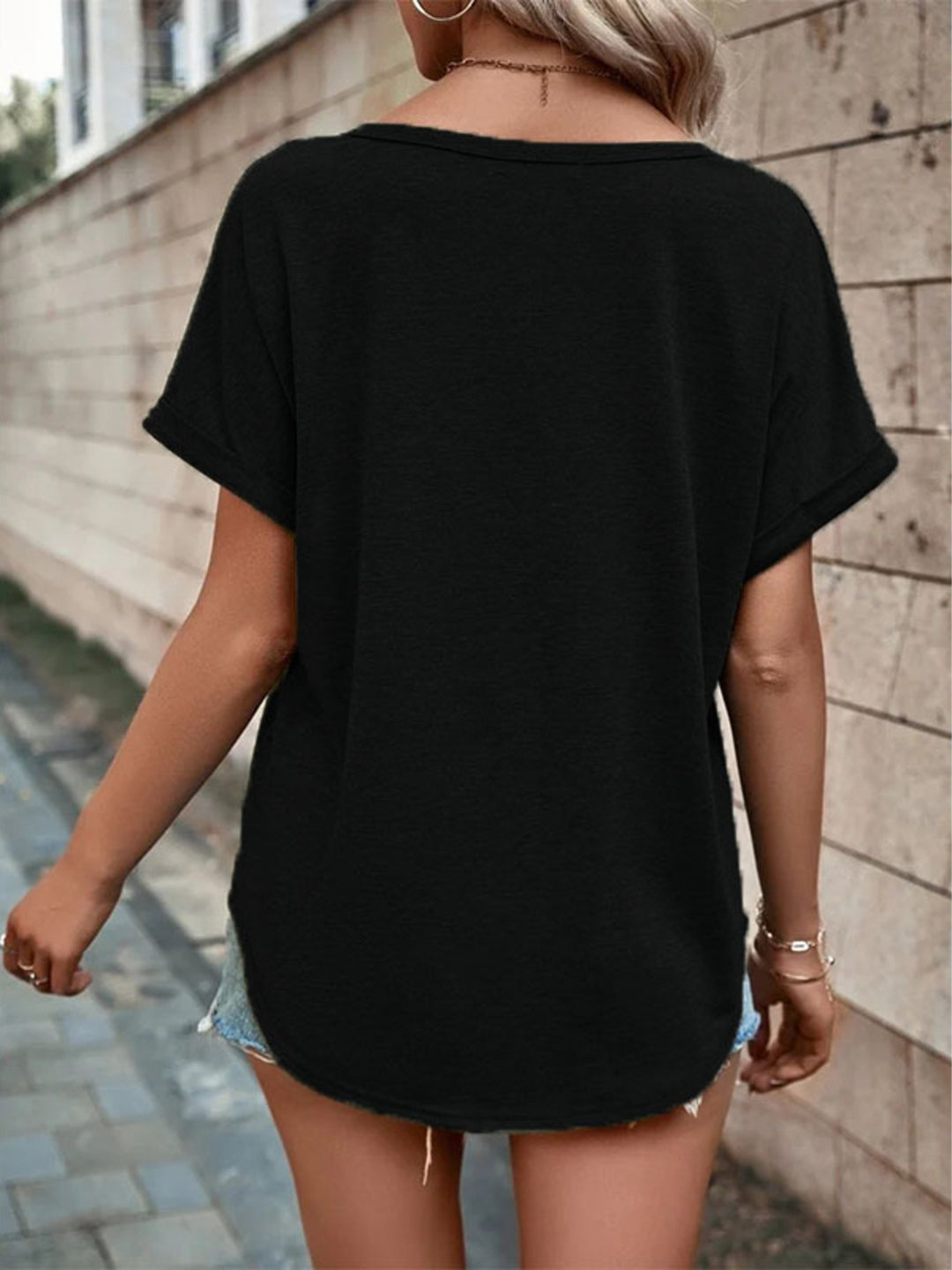 Decorative button-front notch neck short sleeve tee
