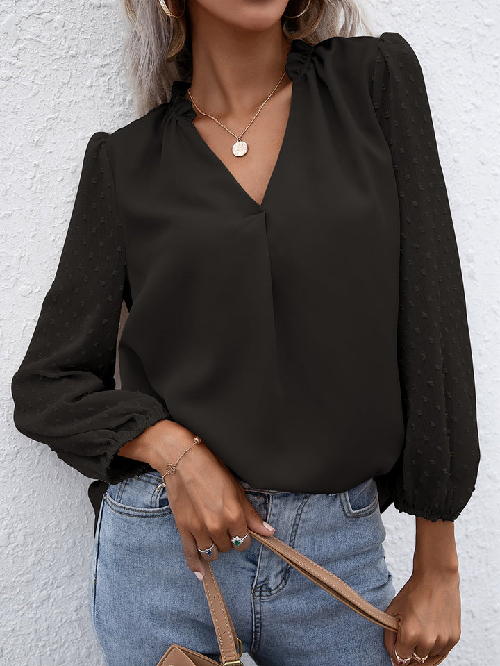 Swiss dot frill V-neck puff sleeve blouse