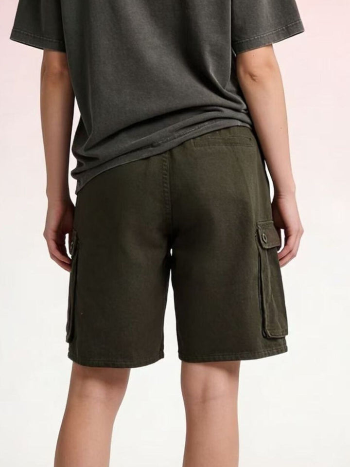 Knee-length drawstring cargo shorts with flap pockets