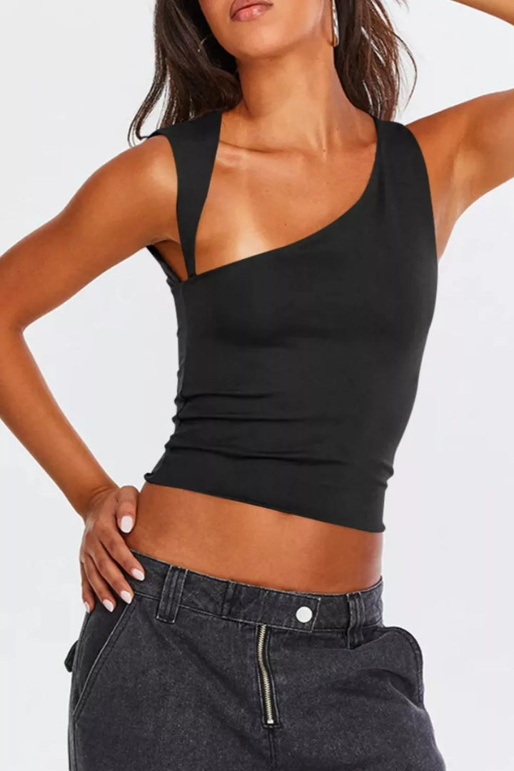 Fitted asymmetrical neckline sleeveless crop tank